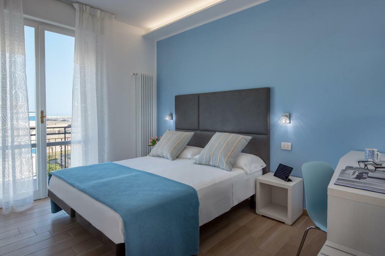 Hotel Maria Serena Rimini Exterior photo